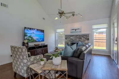 2020 Firewater Place, Lewisville, TX 75067 - Photo 4