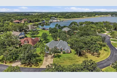 102 Mohawk Cove, Lake Kiowa, TX 76240 - Photo 4