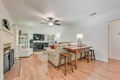 2630 Langdon Avenue, Dallas, TX 75235 - Photo 4