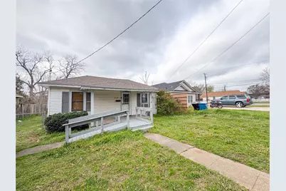 528 W Florence, Denison, TX 75020 - Photo 2