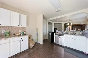 214 Woodley Rd, Leander, TX 78641 - Photo 10