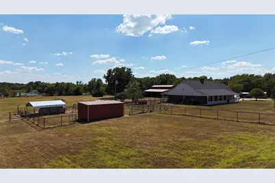 1226 County Road 243, Collinsville, TX 76233 - Photo 34