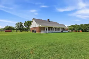 1226 Co Rd 243, Collinsville, TX 76233 - Photo 4