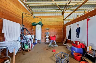 1226 Co Rd 243, Collinsville, TX 76233 - Photo 28
