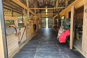 1226 Co Rd 243, Collinsville, TX 76233 - Photo 22