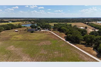 1226 County Road 243, Collinsville, TX 76233 - Photo 36