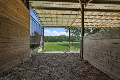 1226 County Road 243, Collinsville, TX 76233 - Photo 32