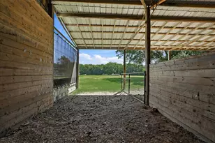 1226 Co Rd 243, Collinsville, TX 76233 - Photo 32