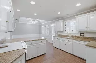 1506 Williamsburg Ct, Ennis, TX 75119 - Photo 10