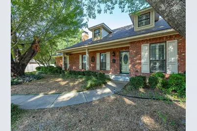 1506 Williamsburg Court, Ennis, TX 75119 - Photo 2