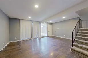 6321 Walraven Cir, Fort Worth, TX 76133 - Photo 10