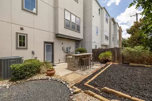 1856 Stevens Bluff Ln, Dallas, TX 75208 - Photo 38