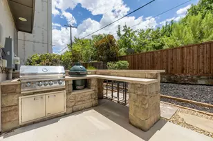 1856 Stevens Bluff Ln, Dallas, TX 75208 - Photo 4