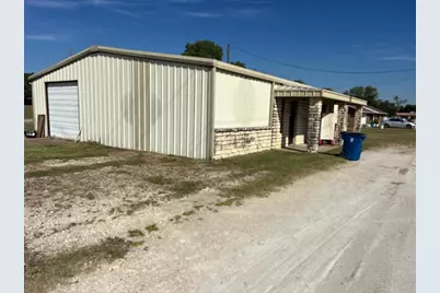 804 S Bosque Street, Whitney, TX 76692 - Photo 2