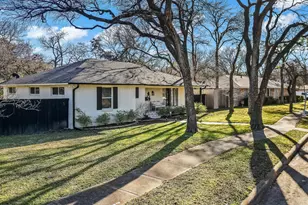3027 Dorrington Dr, Dallas, TX 75228 - Photo 2
