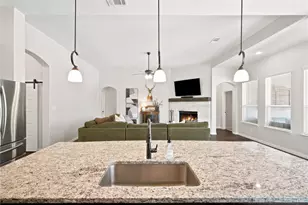 1036 Northern Oaks Ct, Springtown, TX 76082 - Photo 14