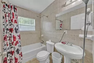 1005 W Clarence Street W, Fort Worth, TX 76117 - Photo 12
