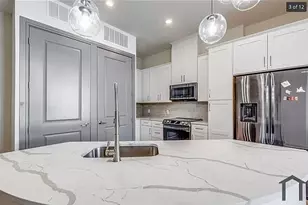 2700 Old Denton Rd, Carrollton, TX 75007 - Photo 6