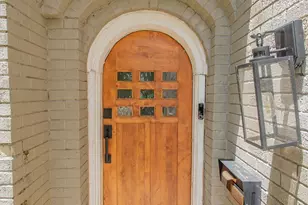 831 W Houston St, Tyler, TX 75702 - Photo 6
