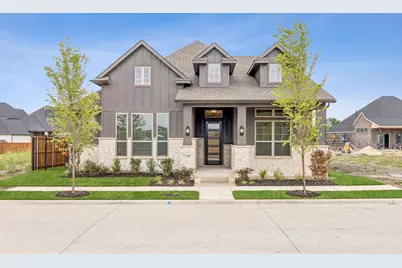9221 Persimmon Lane, Mesquite, TX 75126 - Photo 1