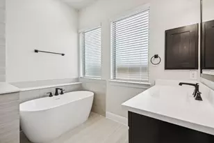 9221 Persimmon Ln, Mesquite, TX 75126 - Photo 14