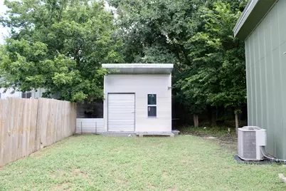 1109 N Brents Avenue, Sherman, TX 75090 - Photo 16
