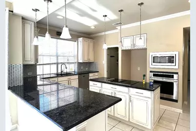 4133 Williams Court, Grapevine, TX 76051 - Photo 4