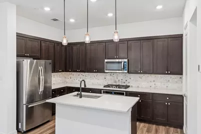 2215 Adena Springs Drive, Allen, TX 75013 - Photo 4