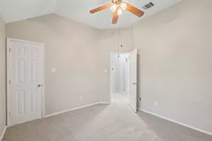 3901 Rolling Hills Dr, Plano, TX 75025 - Photo 32