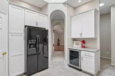 3901 Rolling Hills Drive, Plano, TX 75025 - Photo 10
