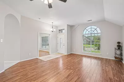 3901 Rolling Hills Drive, Plano, TX 75025 - Photo 16