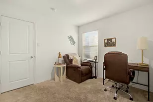 1517 Oak Creek Dr, Hutchins, TX 75141 - Photo 16