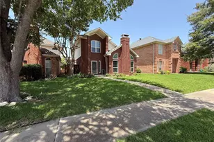 2209 Meadowstone Dr, Carrollton, TX 75006 - Photo 4