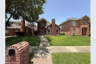 2209 Meadowstone Drive, Carrollton, TX 75006 - Photo 2