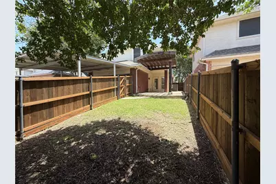 2209 Meadowstone Drive, Carrollton, TX 75006 - Photo 24