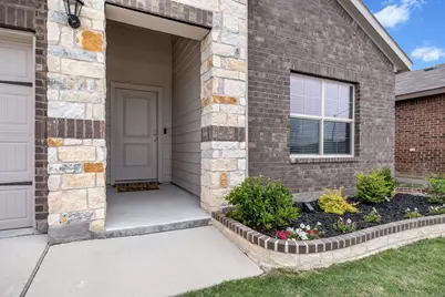 5208 Petal Meadows Drive, Fort Worth, TX 76179 - Photo 4