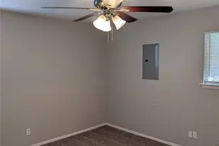 1820 Warren Ln, Fort Worth, TX 76112 - Photo 14