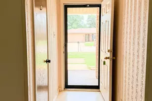 5210 Wildwood Dr, Wichita Falls, TX 76302 - Photo 2