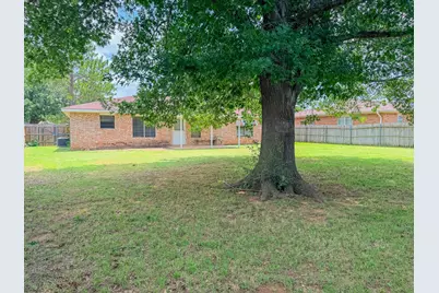 5210 Wildwood Drive, Wichita Falls, TX 76302 - Photo 30