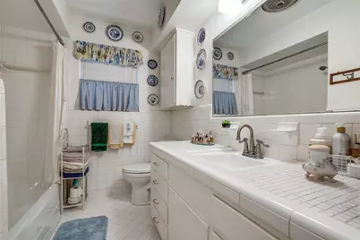 7476 Walling Lane, Dallas, TX 75231 - Photo 22