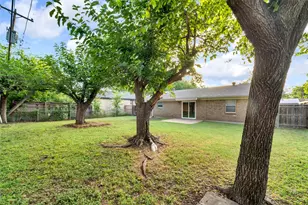 6075 Lalagray Ln, Watauga, TX 76148 - Photo 30