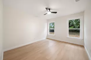 2805 Sarah Jane Ln, Fort Worth, TX 76119 - Photo 16