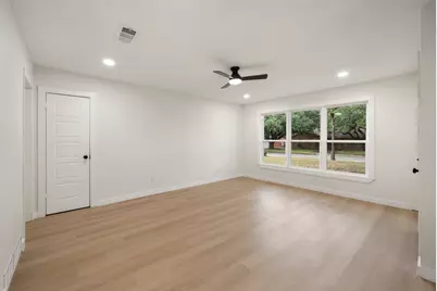 2805 Sarah Jane Lane, Fort Worth, TX 76119 - Photo 6