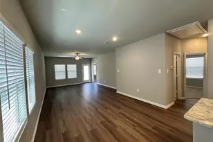 512 Dorothy Dr, McKinney, TX 75071 - Photo 2