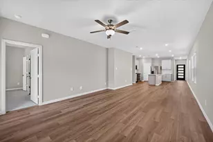 512 Dorothy Dr, McKinney, TX 75071 - Photo 2