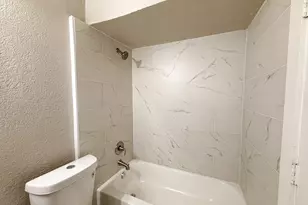 808 Blaylock Dr, Dallas, TX 75203 - Photo 18
