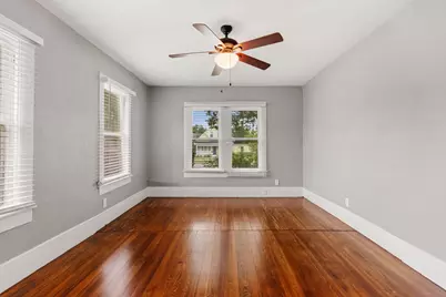 515 W 6th Street, McGregor, TX 76657 - Photo 10