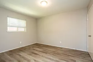649 Eagle Dr, DeSoto, TX 75115 - Photo 16