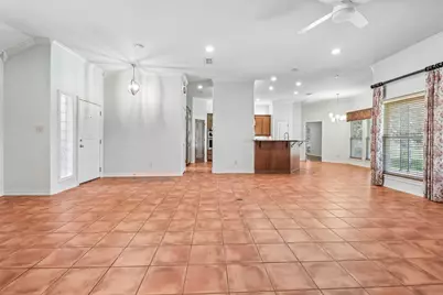 824 Havenwood Lane S, Fort Worth, TX 76112 - Photo 8