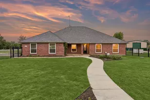 1901 Saw Tooth Ct, Haslet, TX 76052 - Photo 6